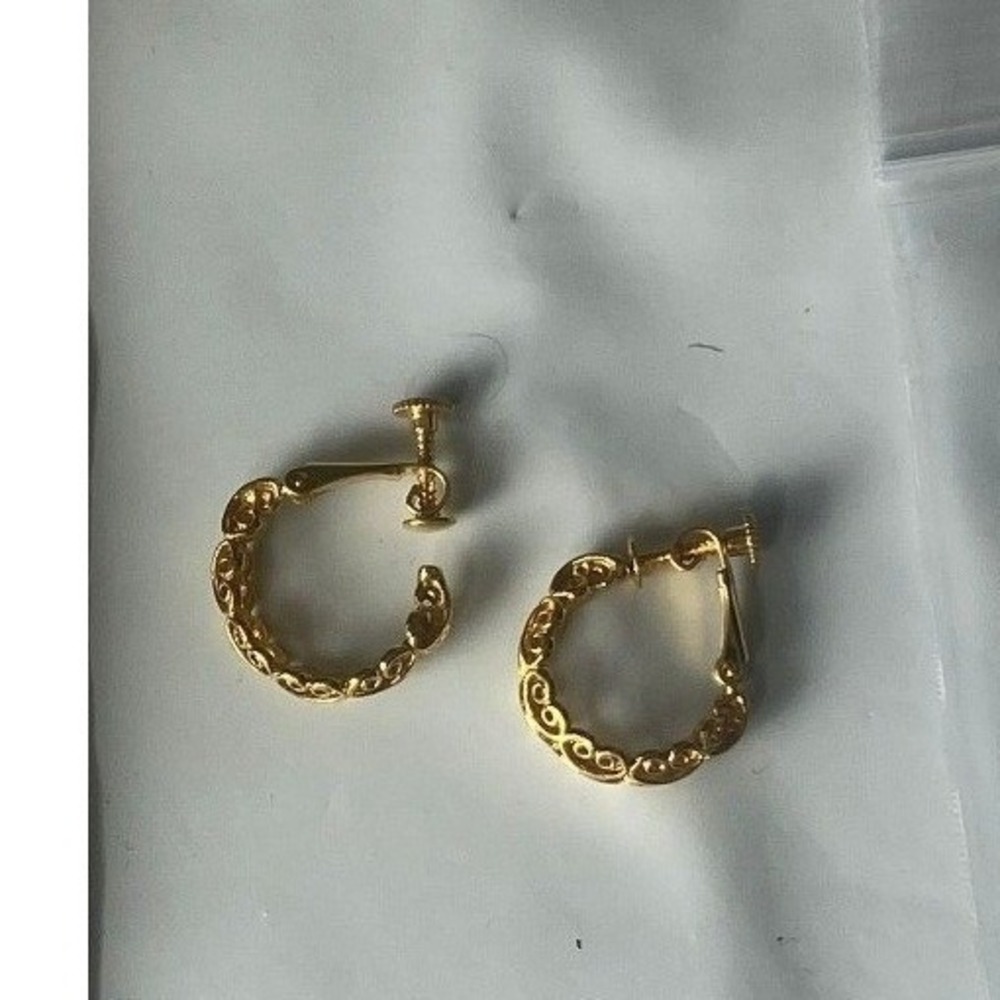 Gold Tone Twisted Hoop Earrings Dangle Fashion Jewelry